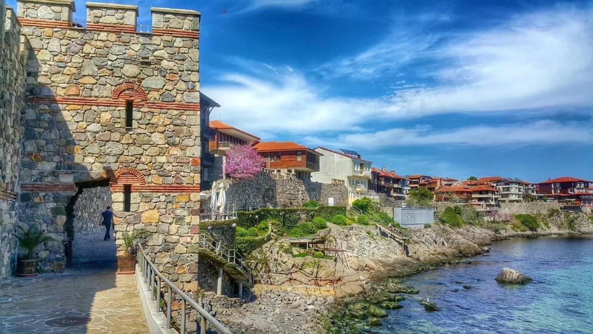 Gardenia Suites Sozopol Exterior photo